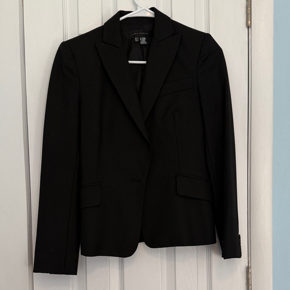 Zara Woman Black Suit